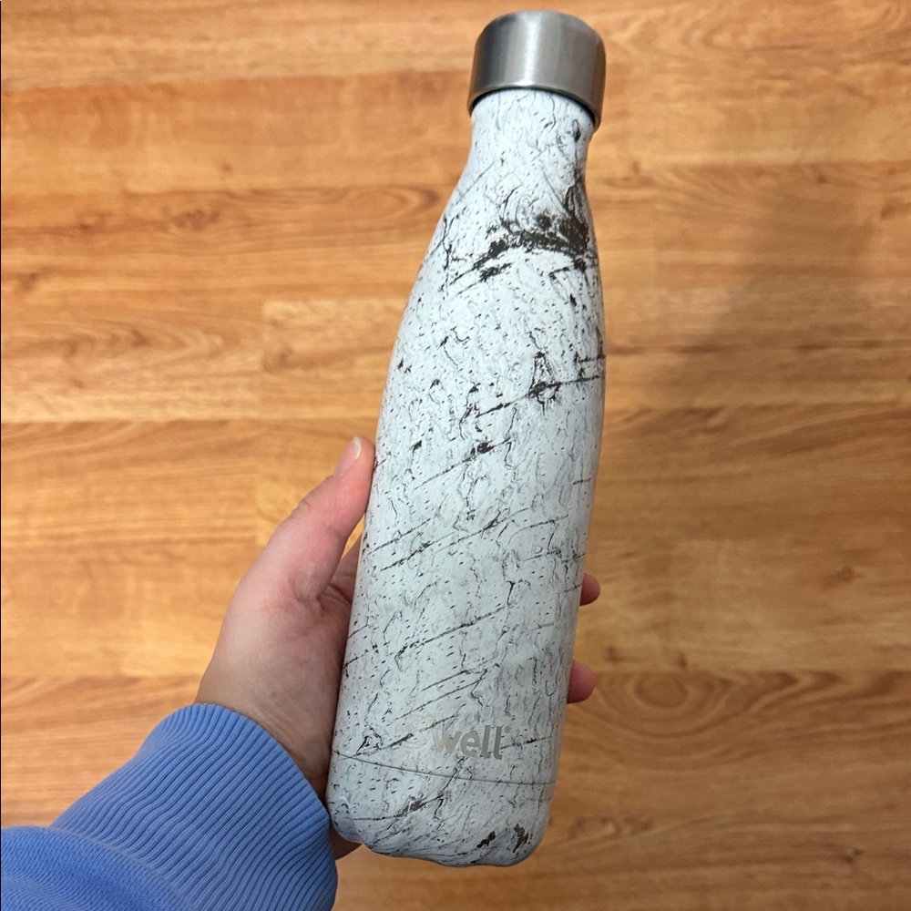S'well Silver Cap White Marble Bottle